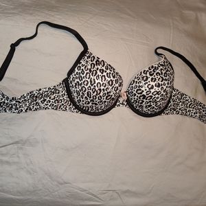 Victoria Secret 36B